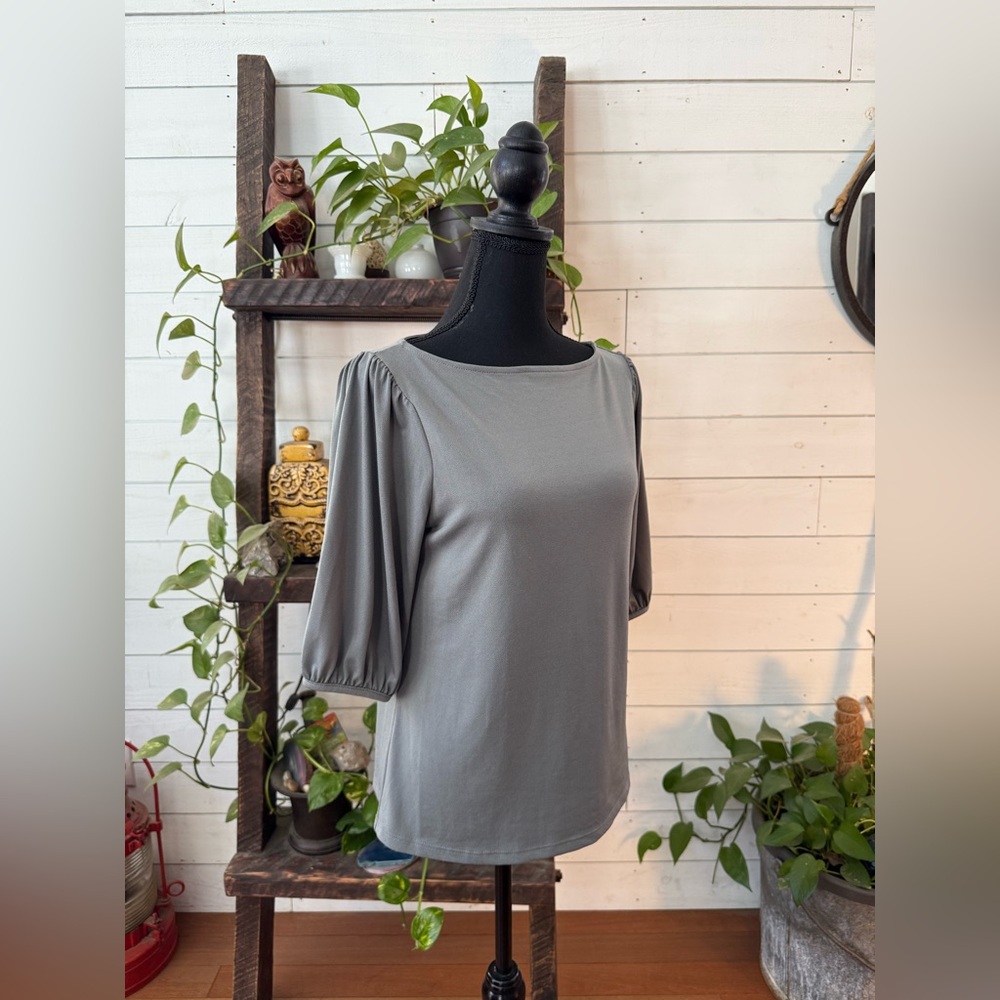 H&M Gray Women's Blouse - Picture 8 of 17